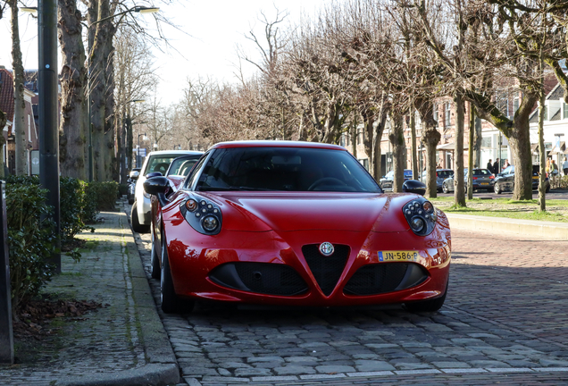 Alfa Romeo 4C Coupé