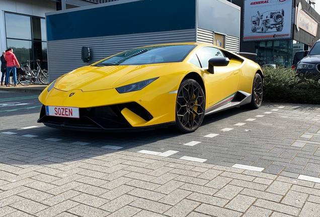 Lamborghini Huracán LP640-4 Performante