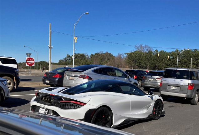 McLaren 765LT