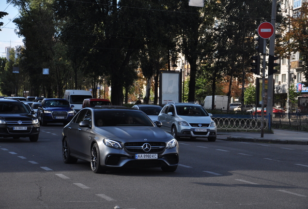 Mercedes-AMG E 63 S W213 Edition 1