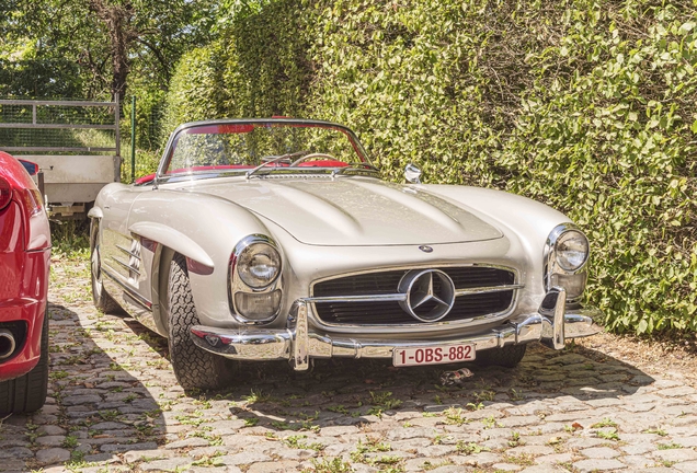 Mercedes-Benz 300SL Roadster