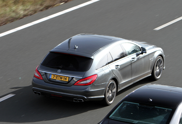 Mercedes-Benz CLS 63 AMG X218 Shooting Brake