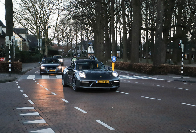 Porsche 992 Carrera 4S Cabriolet