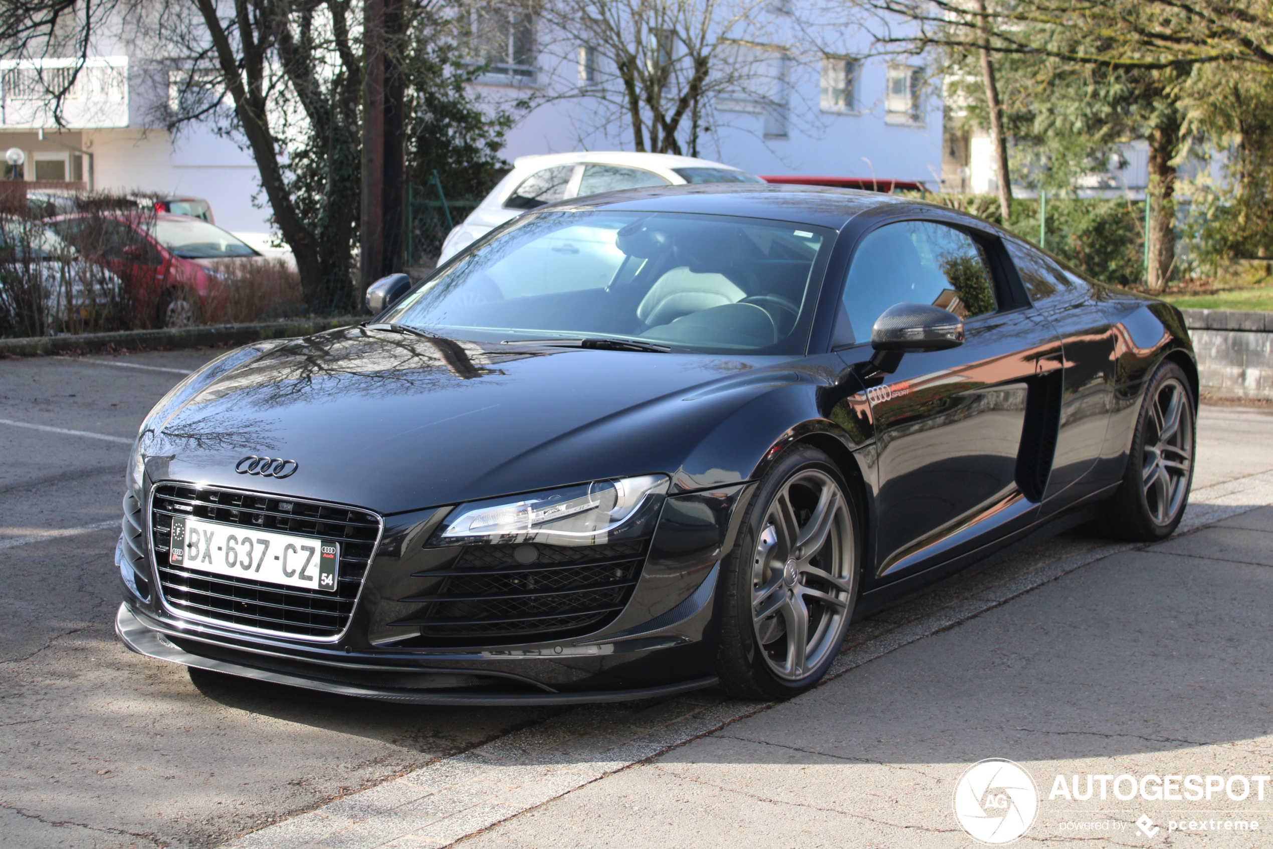 Audi R8