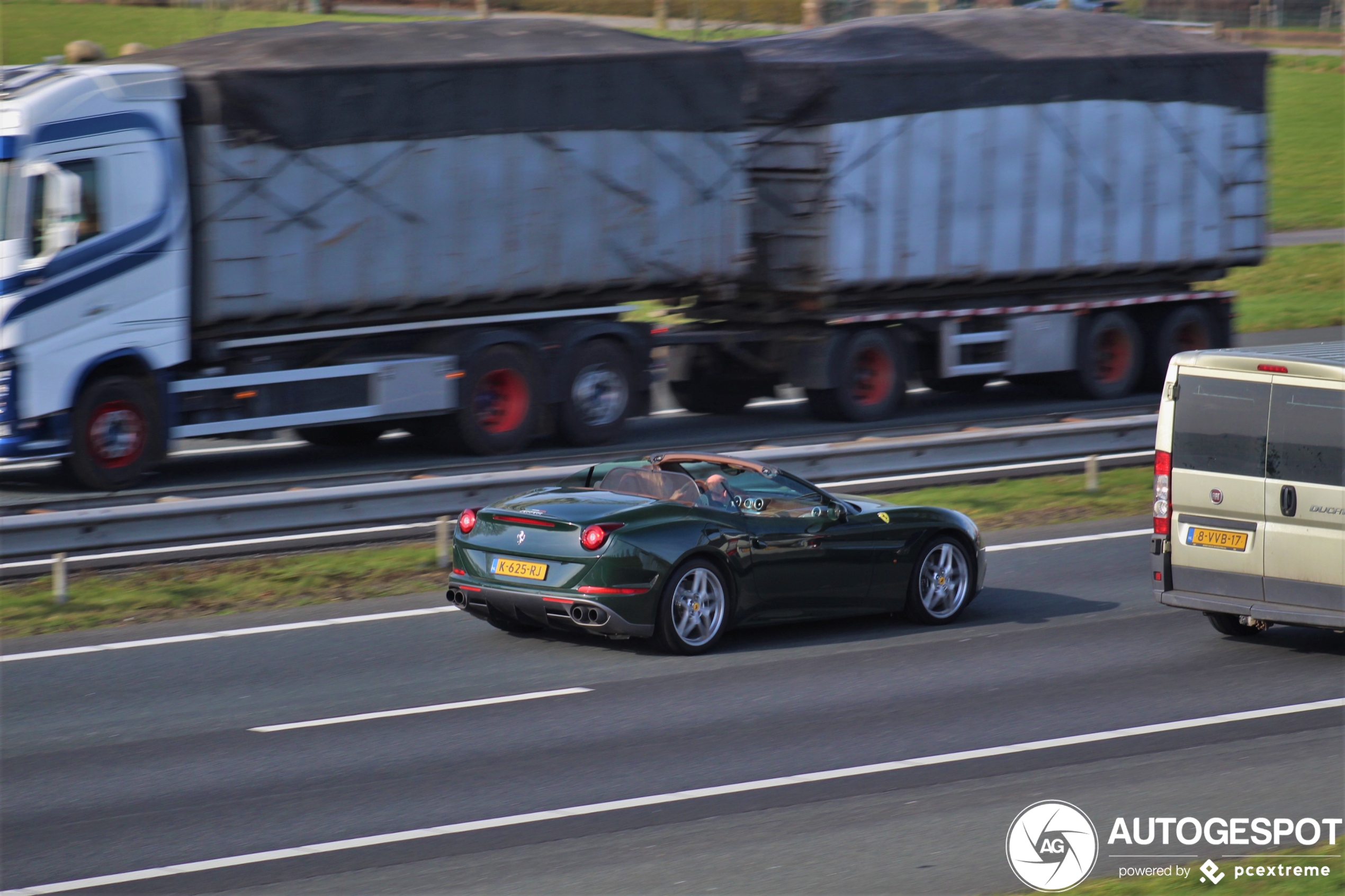 Ferrari California T