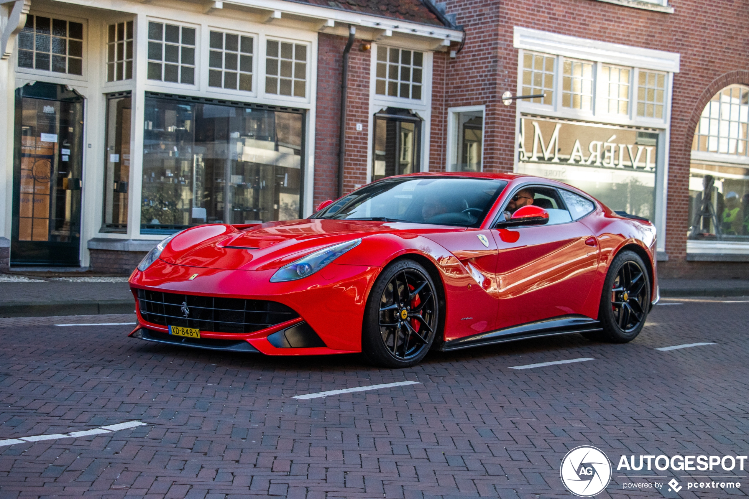 Ferrari F12berlinetta