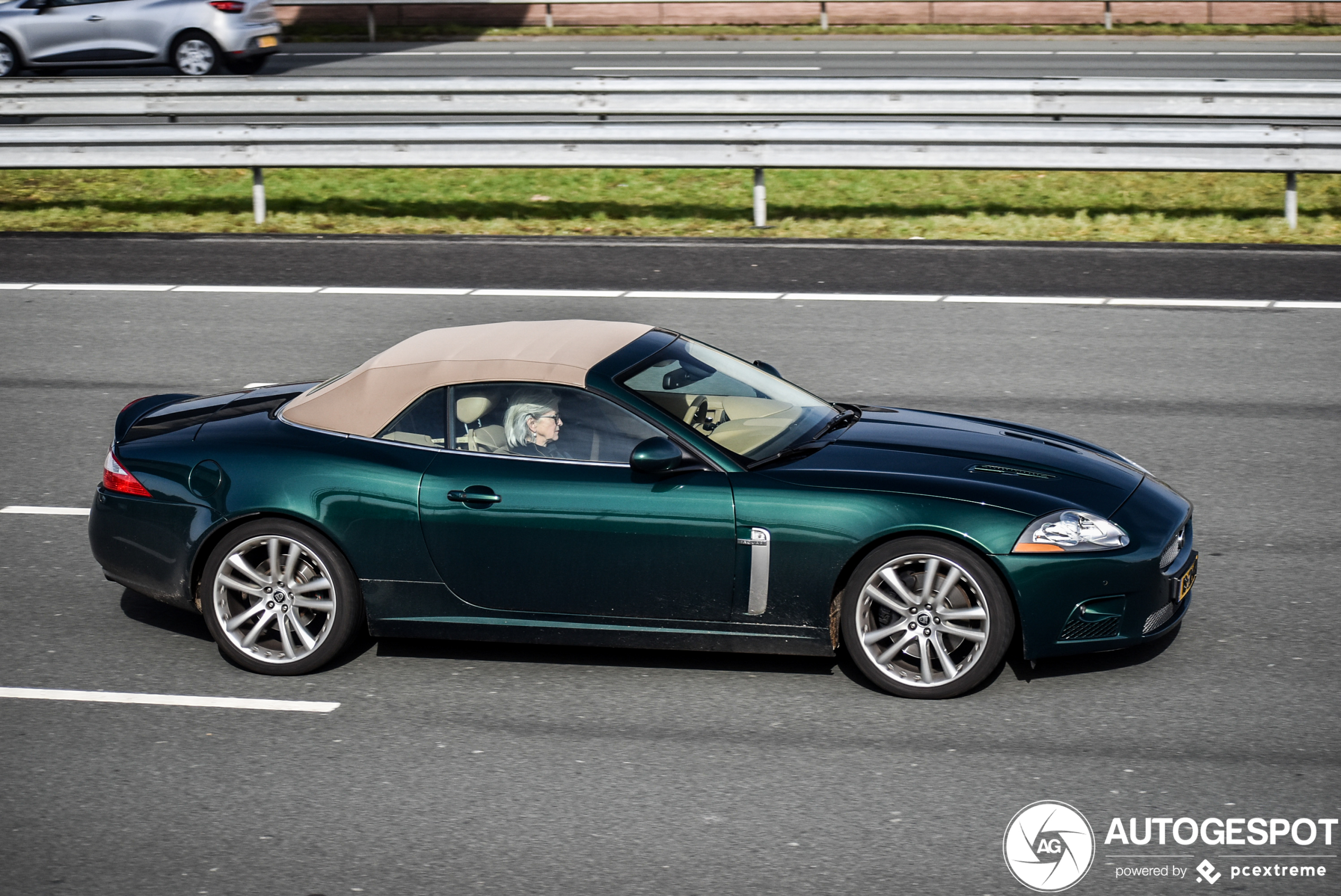 Jaguar XKR Convertible 2006