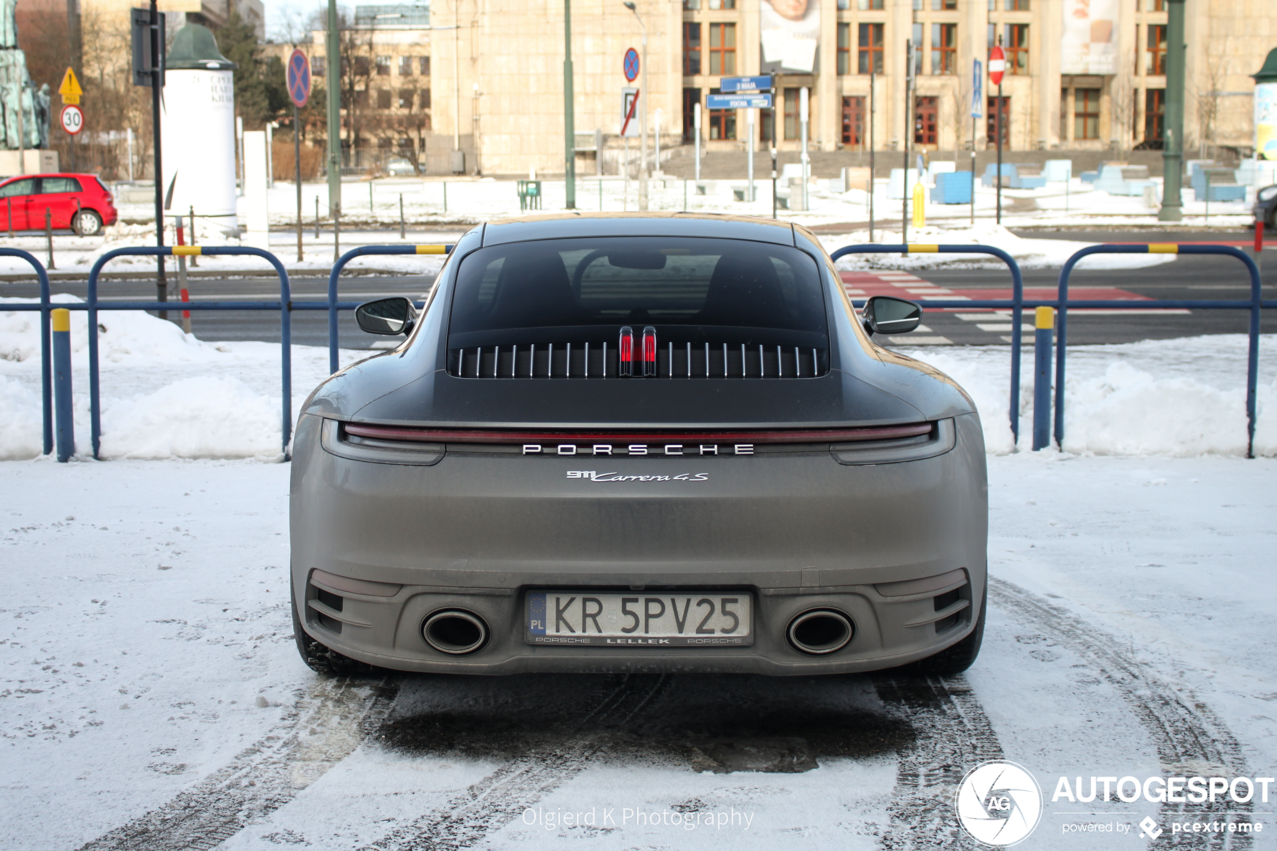 Porsche 992 Carrera 4S