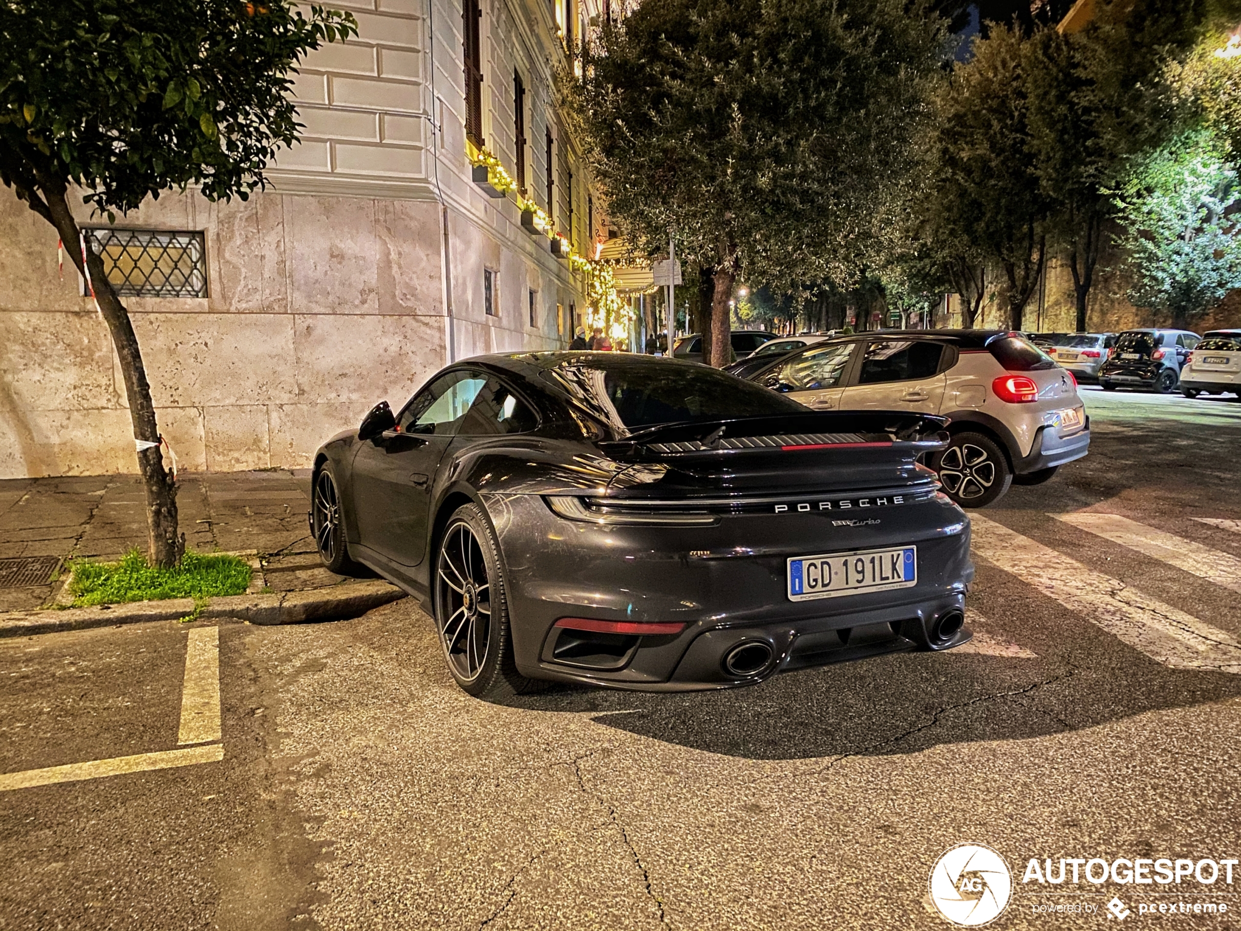 Porsche 992 Turbo