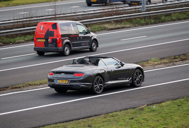 Bentley Continental GTC V8 2020