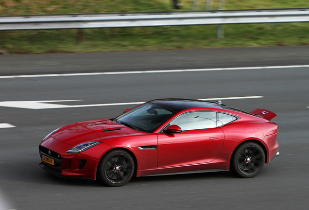 Jaguar F-TYPE R Coupé