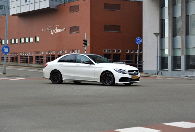 Mercedes-AMG C 63 S W205