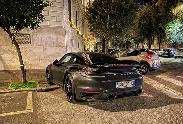 Porsche 992 Turbo