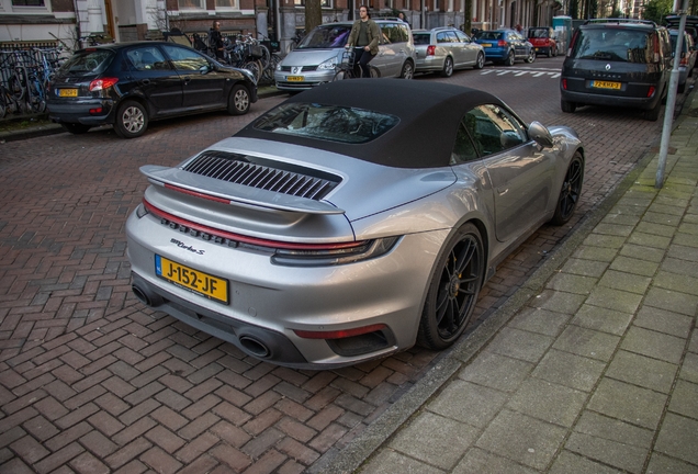 Porsche 992 Turbo S Cabriolet