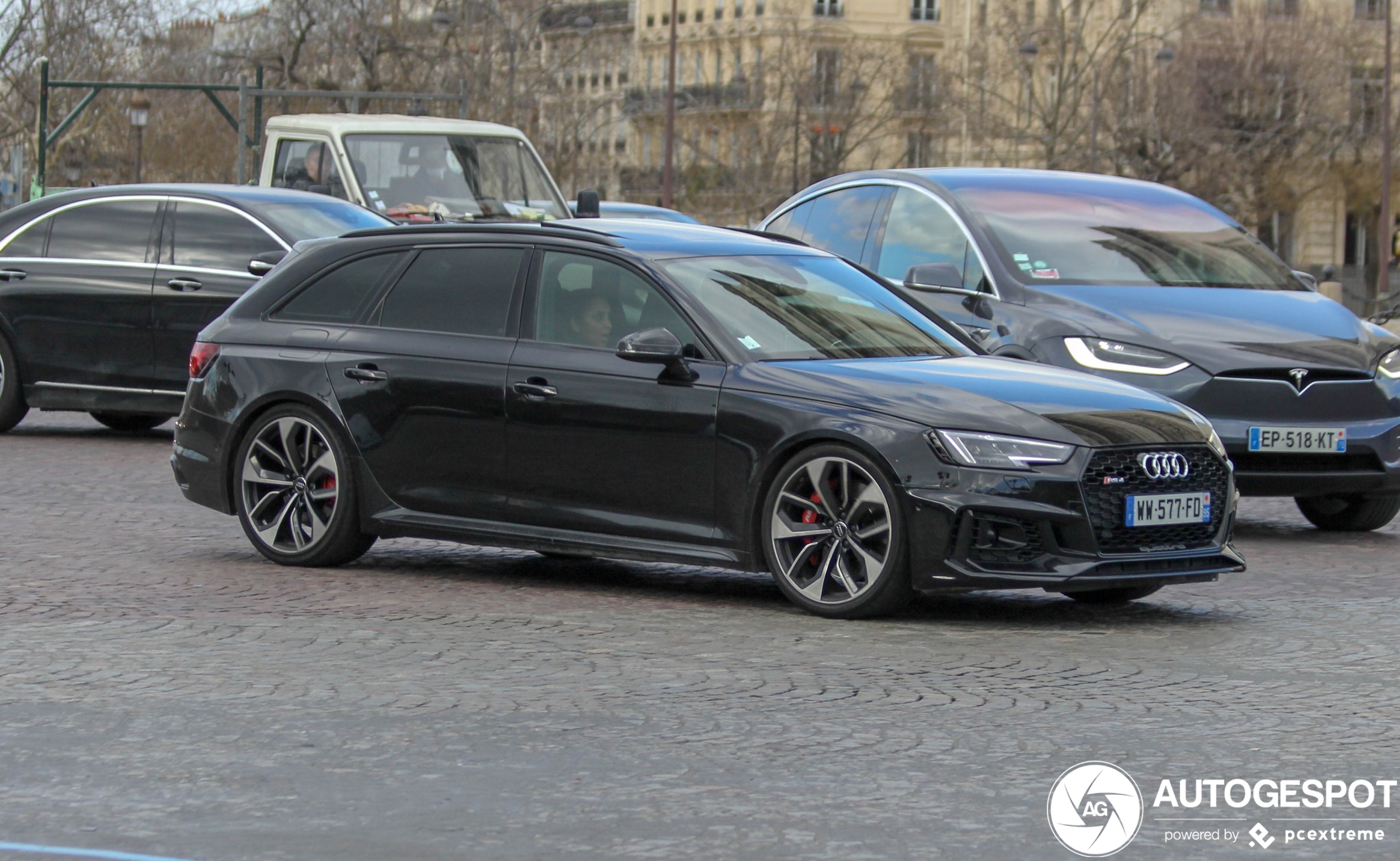 Audi RS4 Avant B9