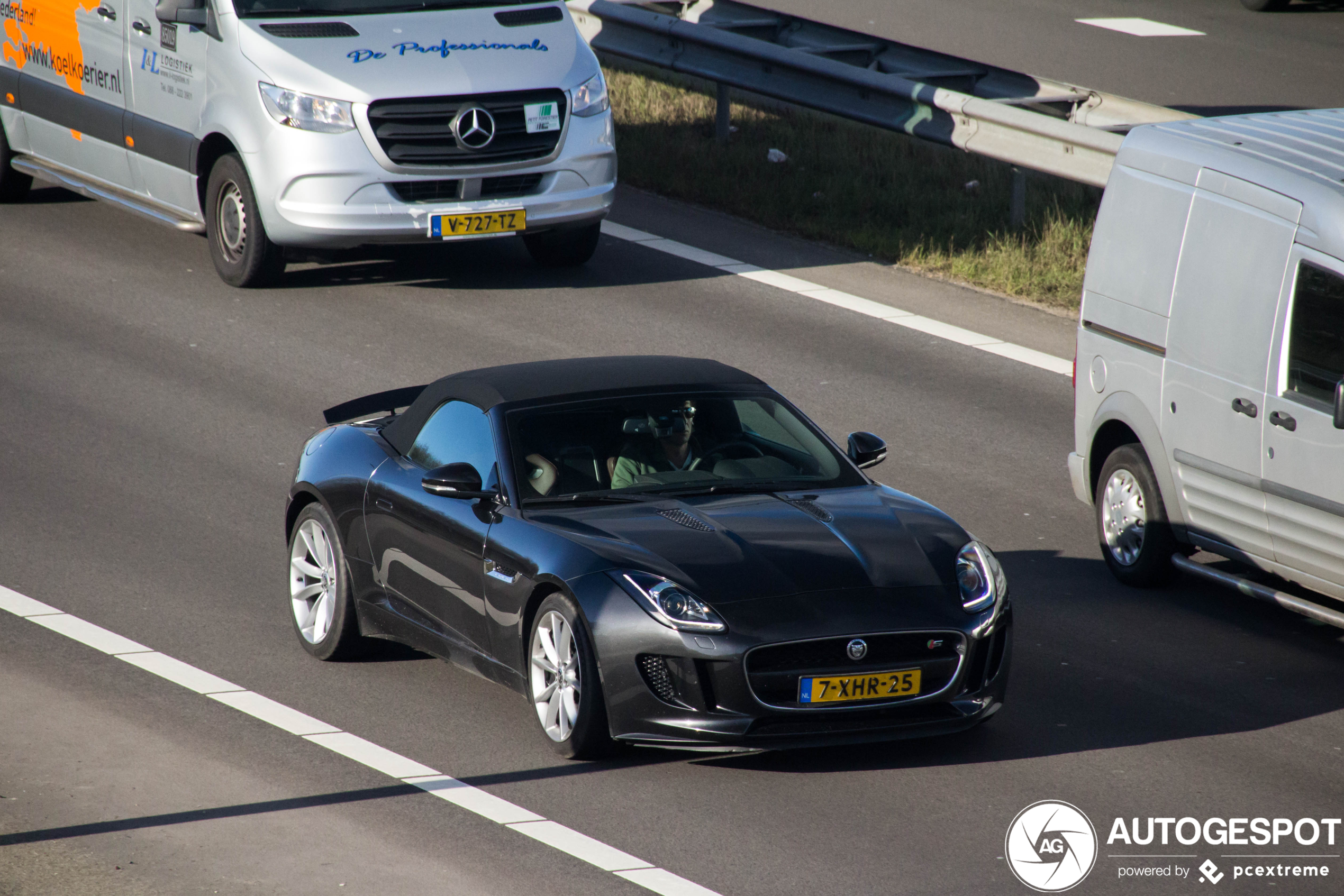 Jaguar F-TYPE S Convertible