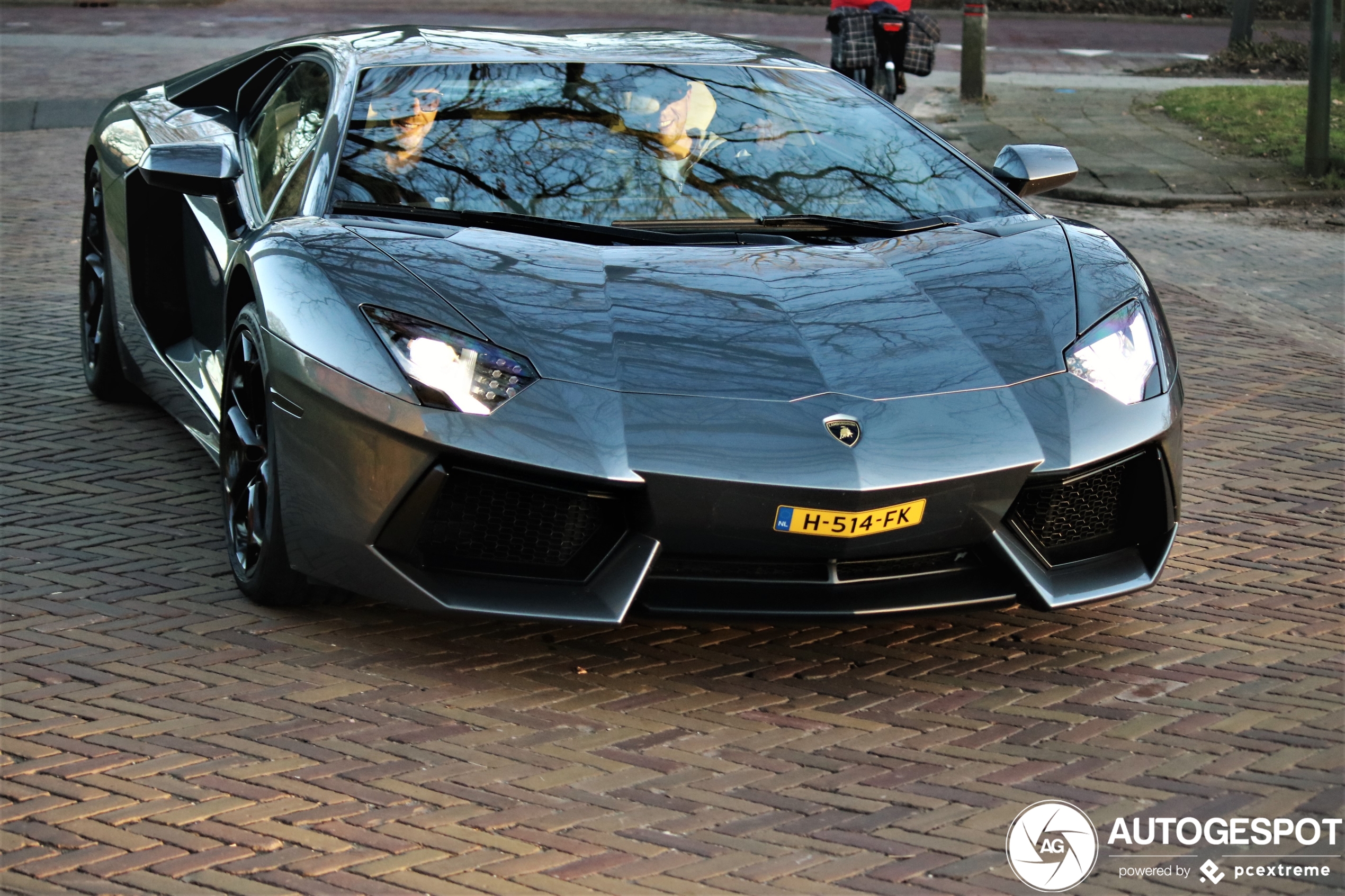 Lamborghini Aventador LP700-4