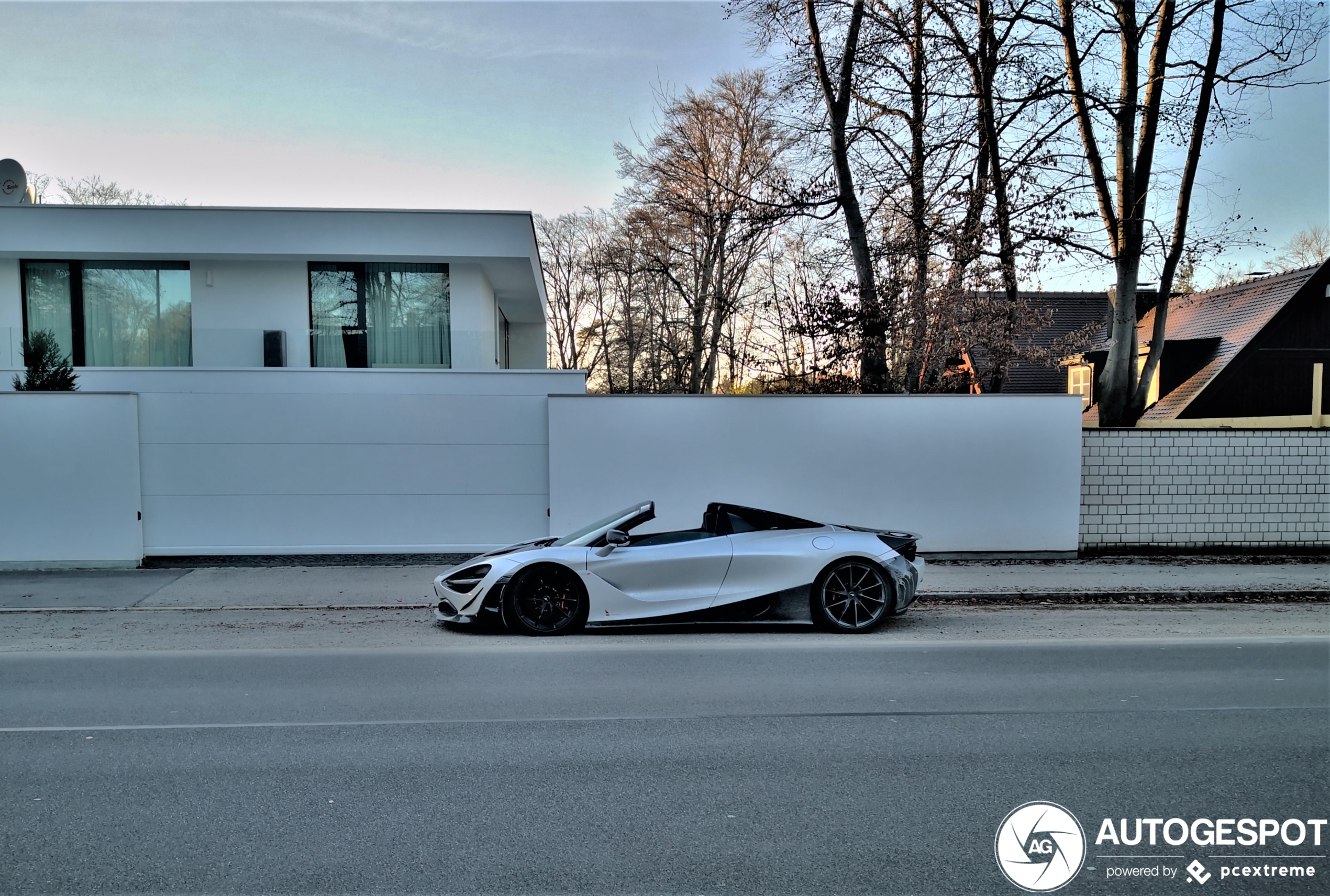 McLaren 720S Spider Novitec