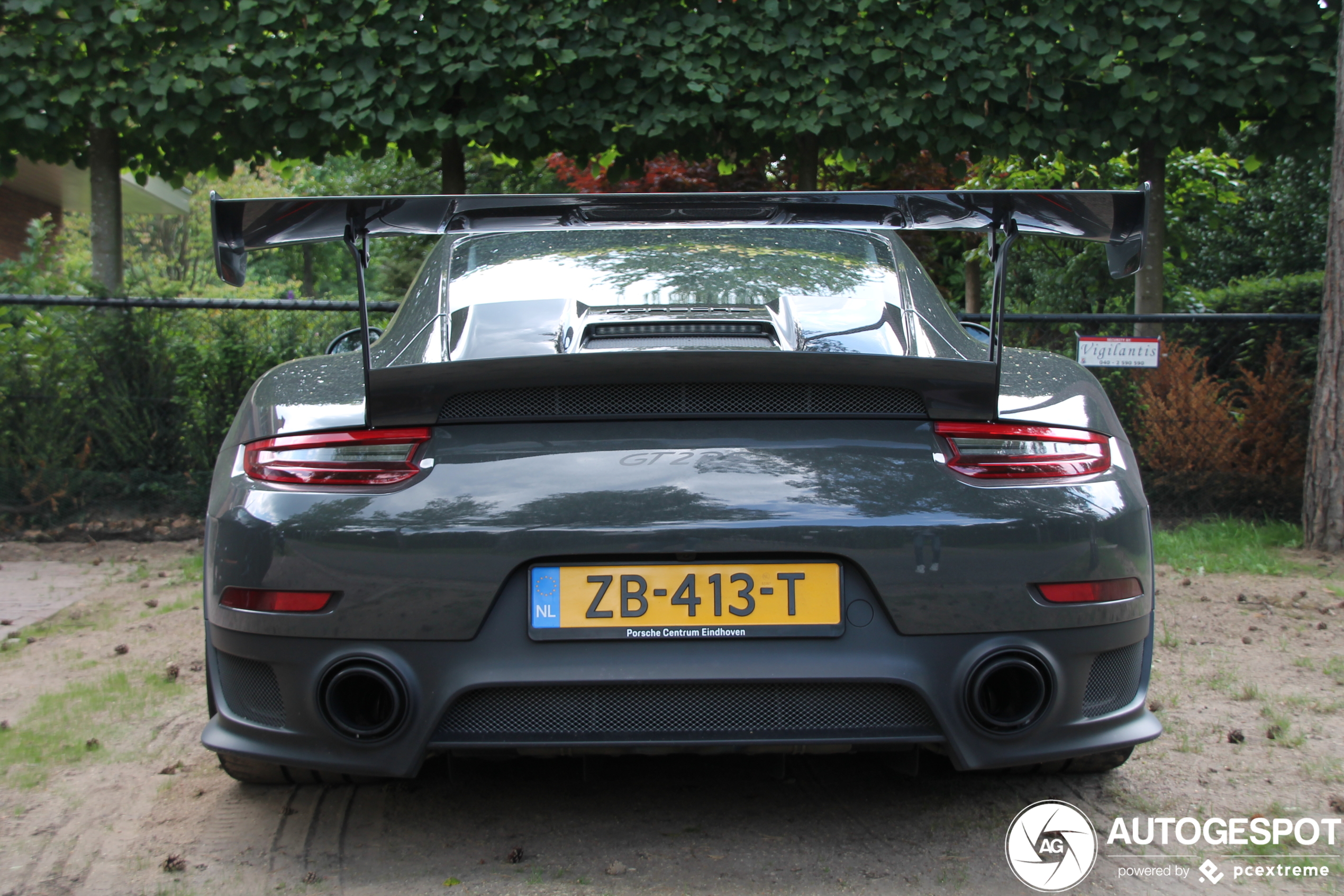 Porsche 991 GT2 RS Weissach Package