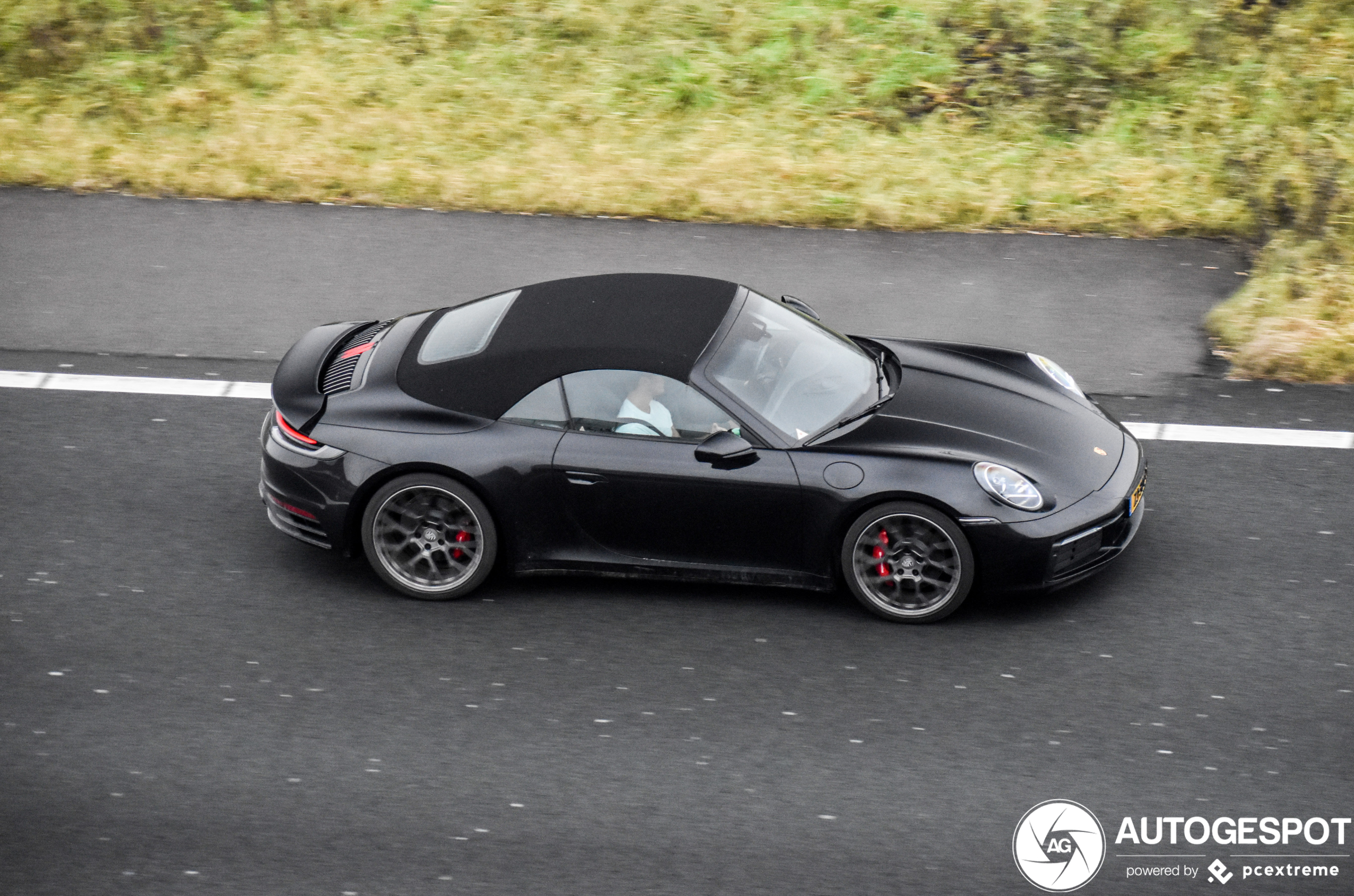 Porsche 992 Carrera 4S Cabriolet