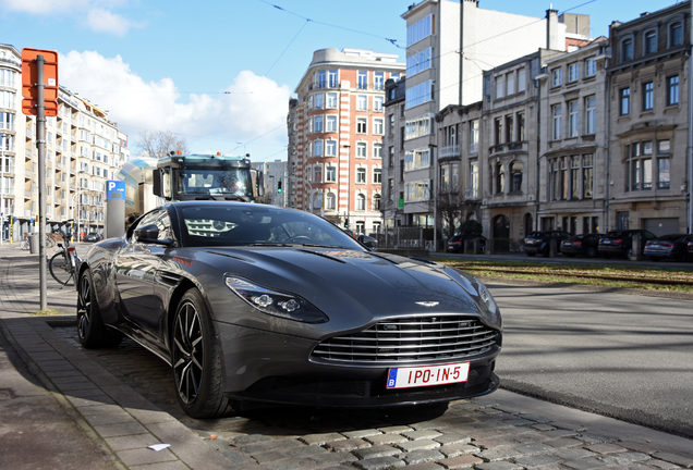 Aston Martin DB11