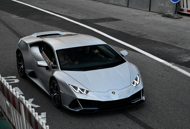 Lamborghini Huracán LP640-4 EVO