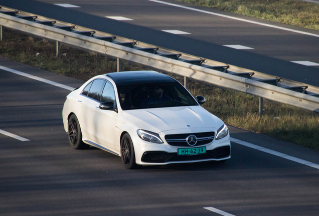 Mercedes-AMG C 63 S W205