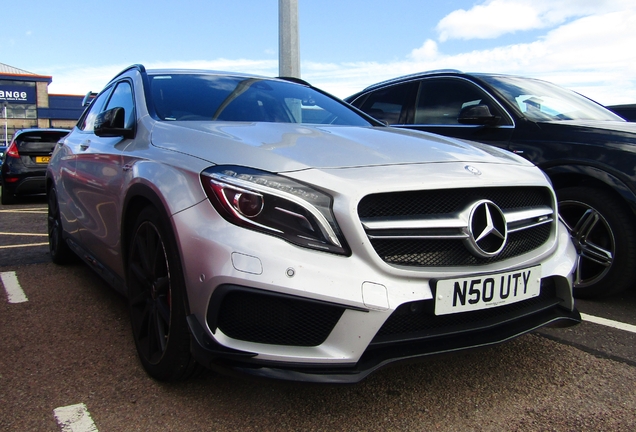 Mercedes-Benz GLA 45 AMG X156