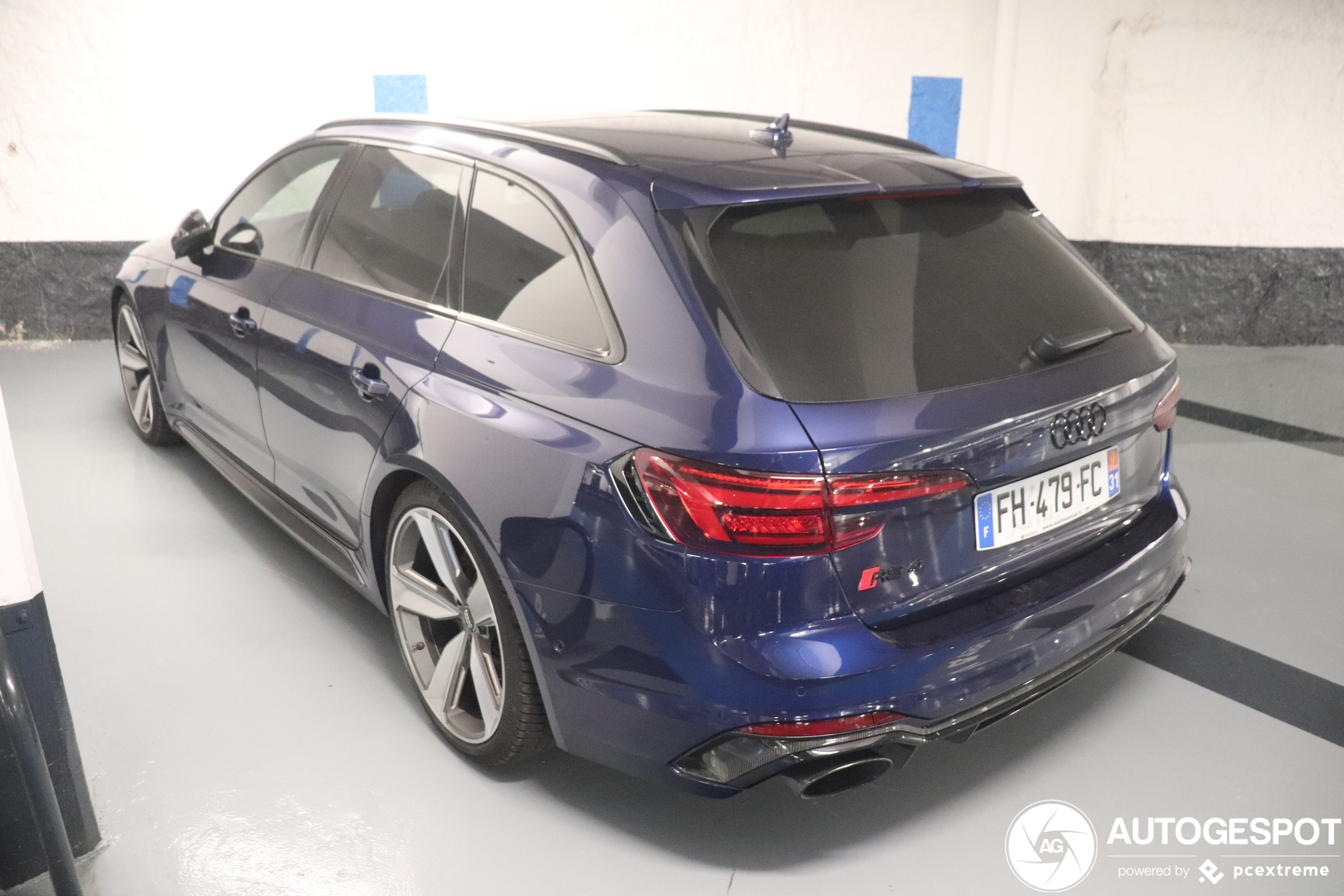 Audi RS4 Avant B9