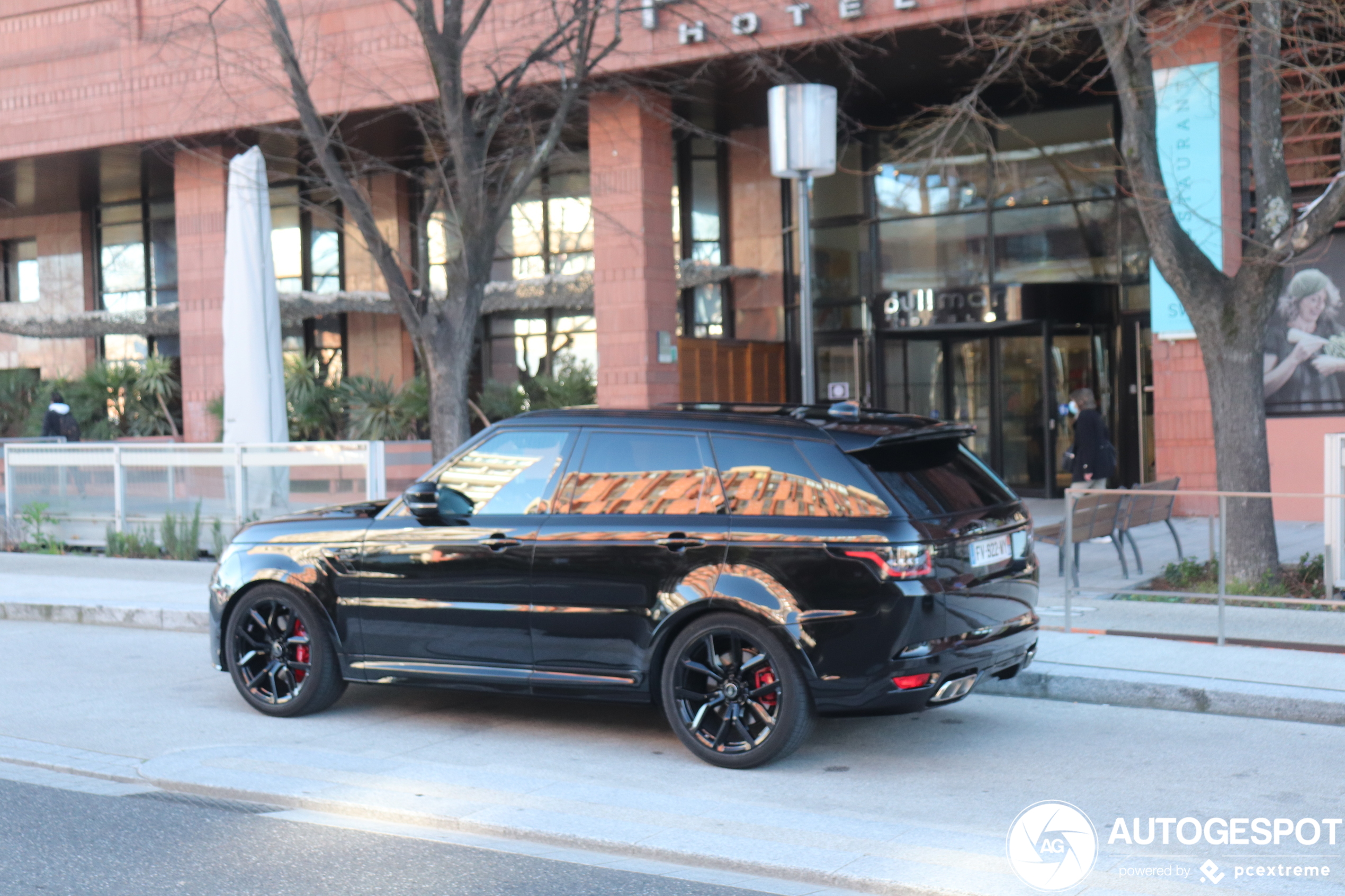 Land Rover Range Rover Sport SVR 2018