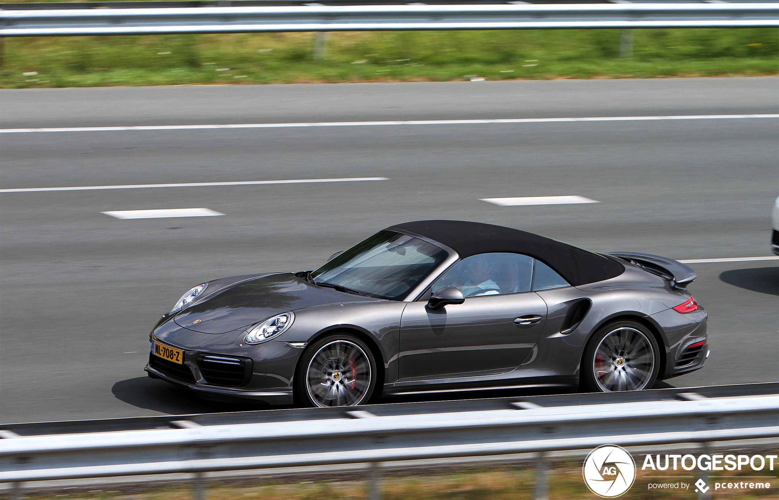 Porsche 991 Turbo Cabriolet MkII