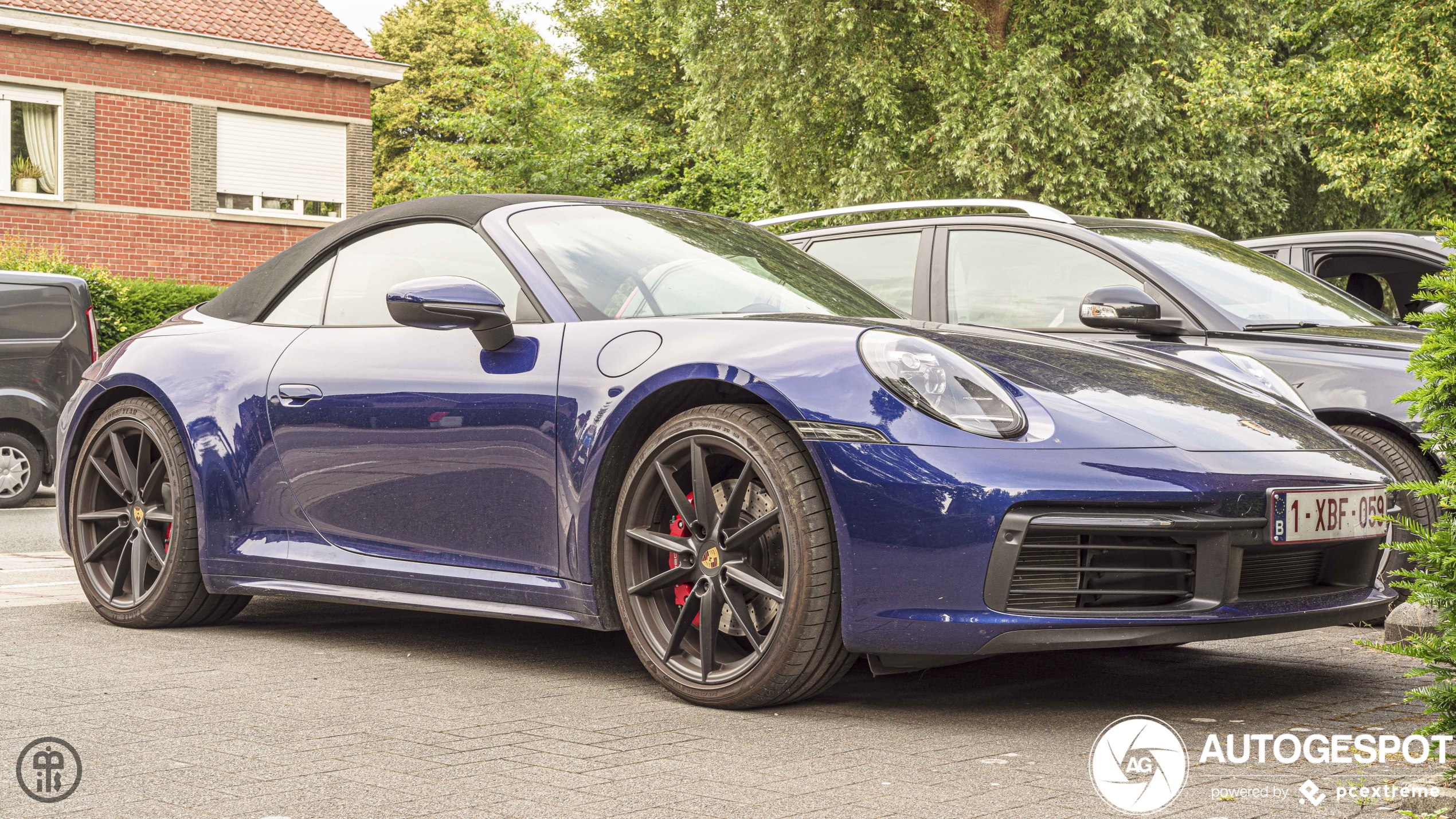 Porsche 992 Carrera 4S Cabriolet