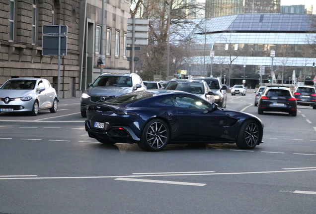 Aston Martin V8 Vantage 2018