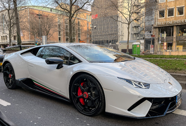 Lamborghini Huracán LP640-4 Performante