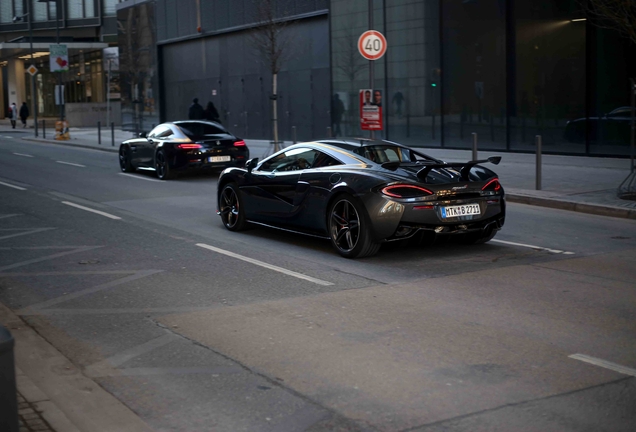 McLaren 570S