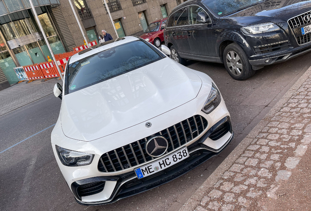 Mercedes-AMG GT 63 S X290