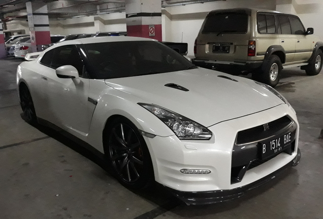 Nissan GT-R 2013