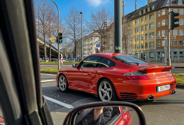 Porsche 996 Turbo