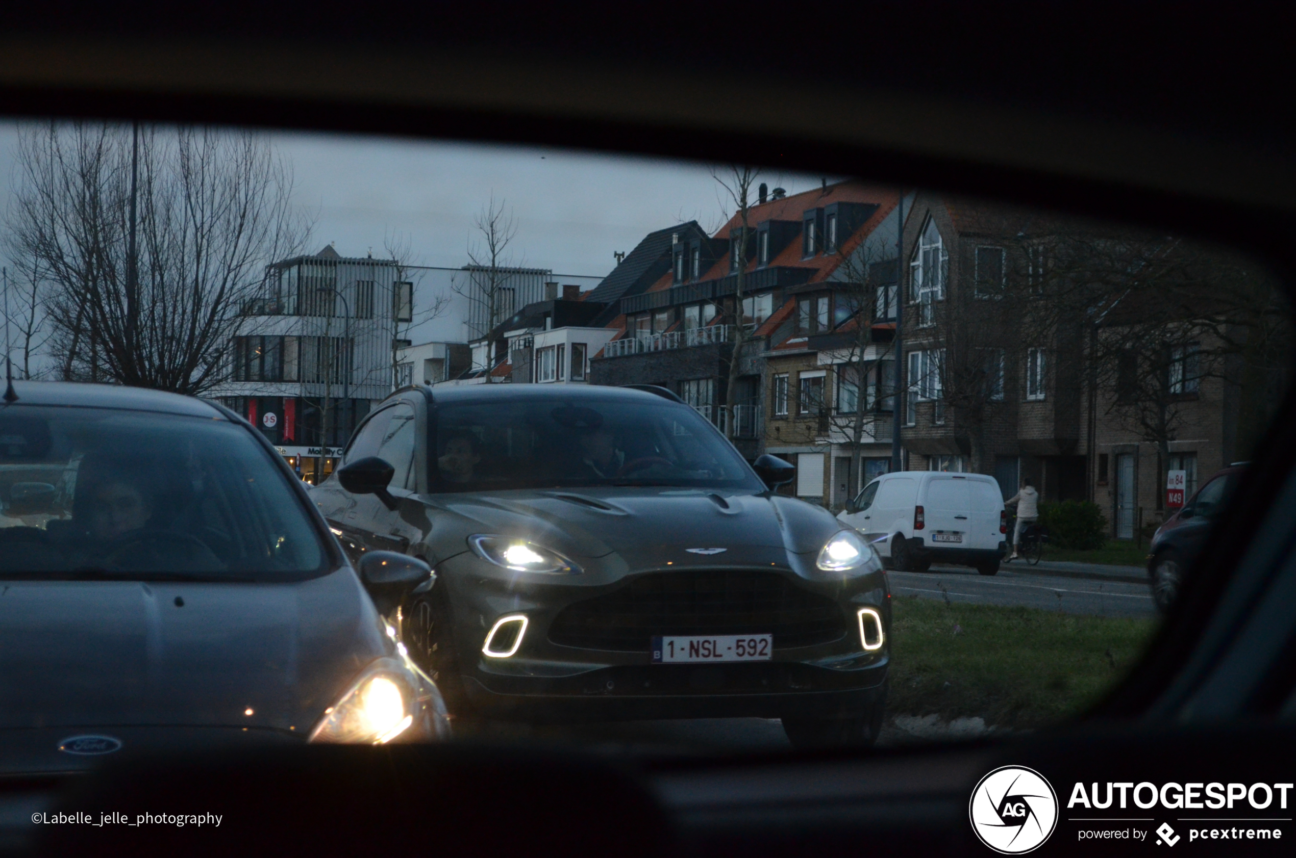 Aston Martin DBX