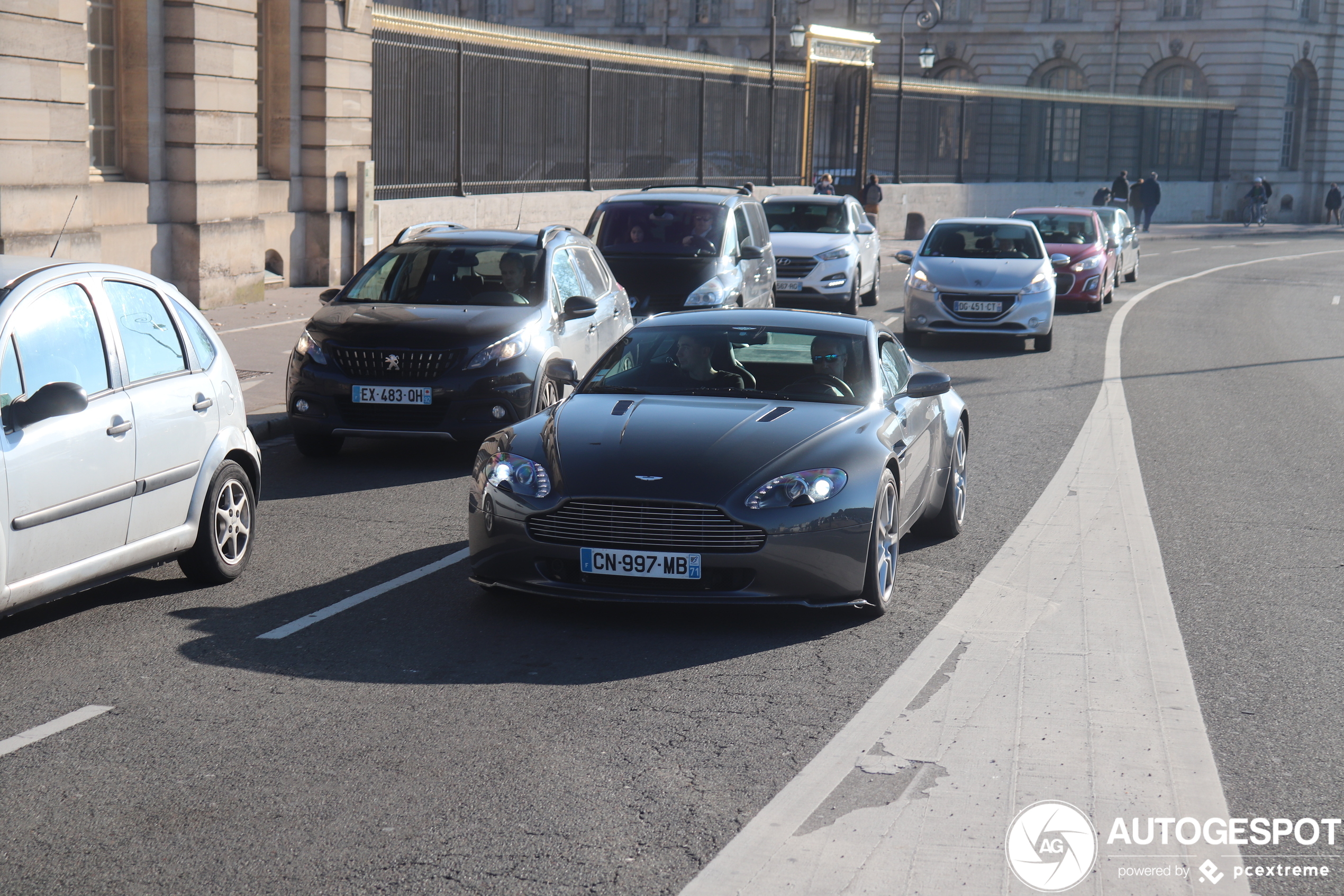 Aston Martin V8 Vantage