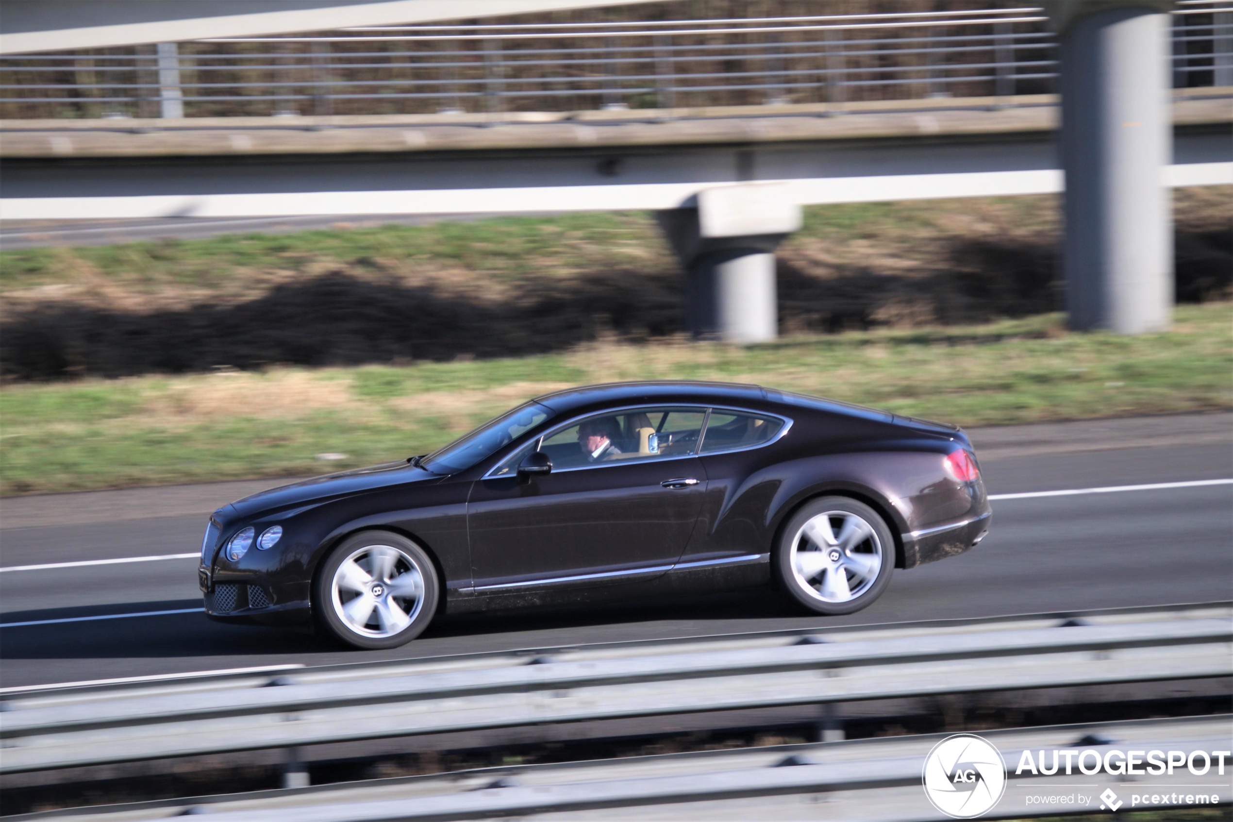 Bentley Continental GT 2012