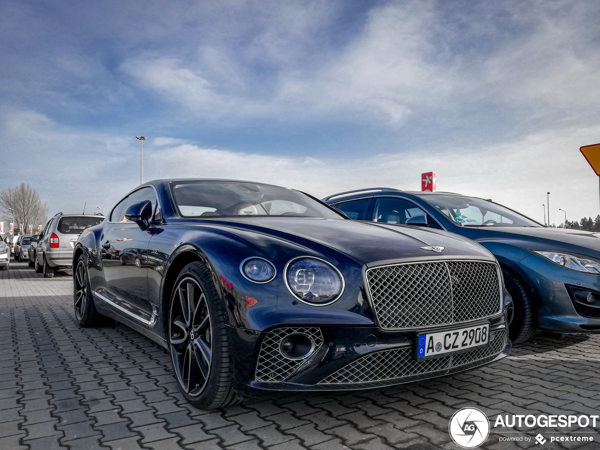 Bentley Continental GT V8 2020