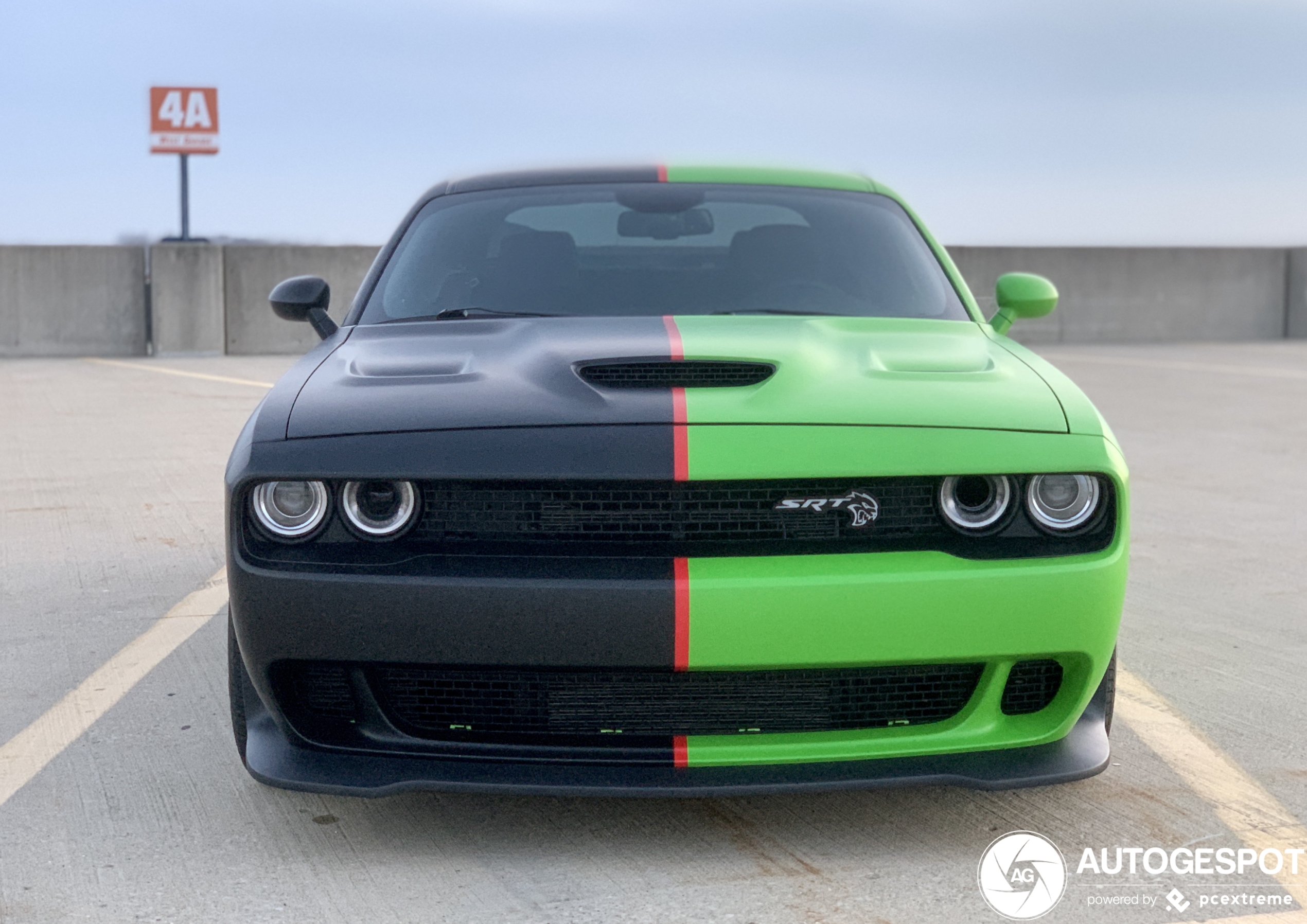 Dodge Challenger SRT Hellcat