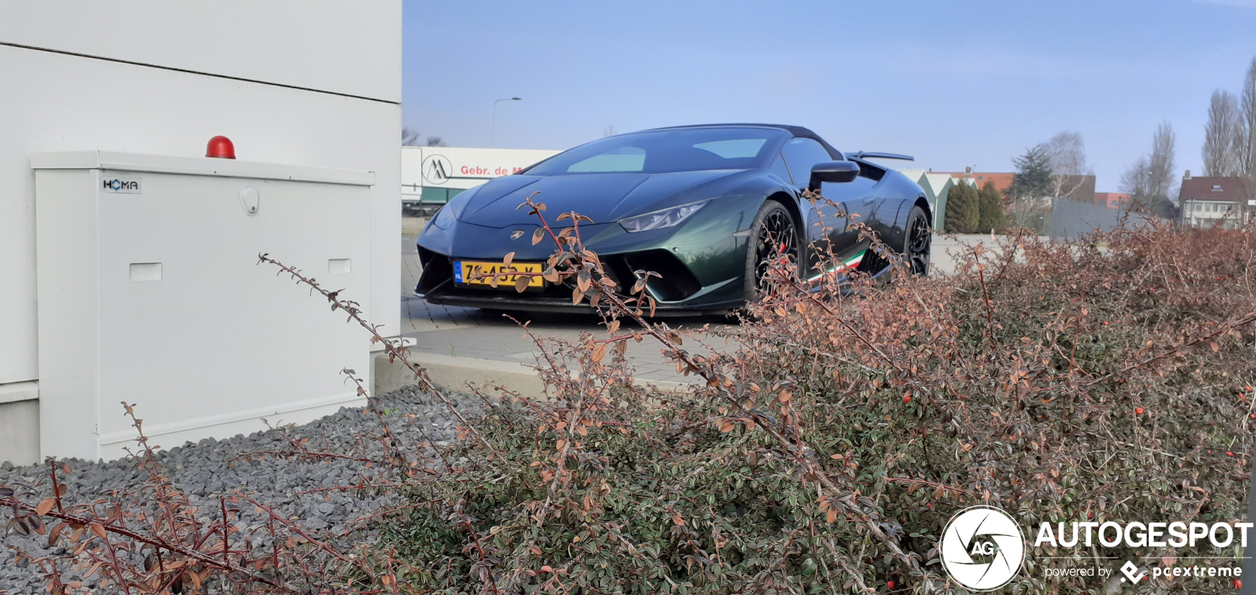 Lamborghini Huracán LP640-4 Performante Spyder