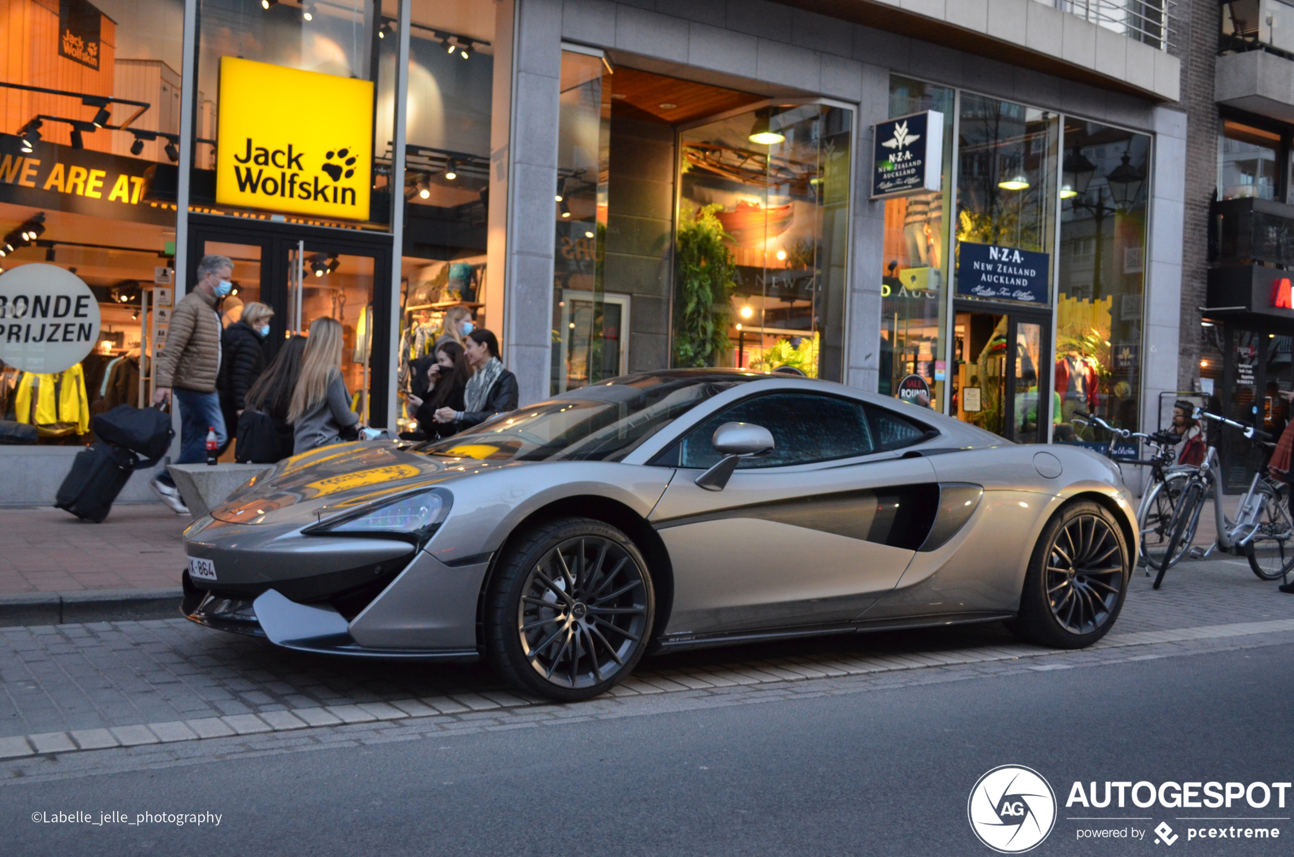 McLaren 570GT