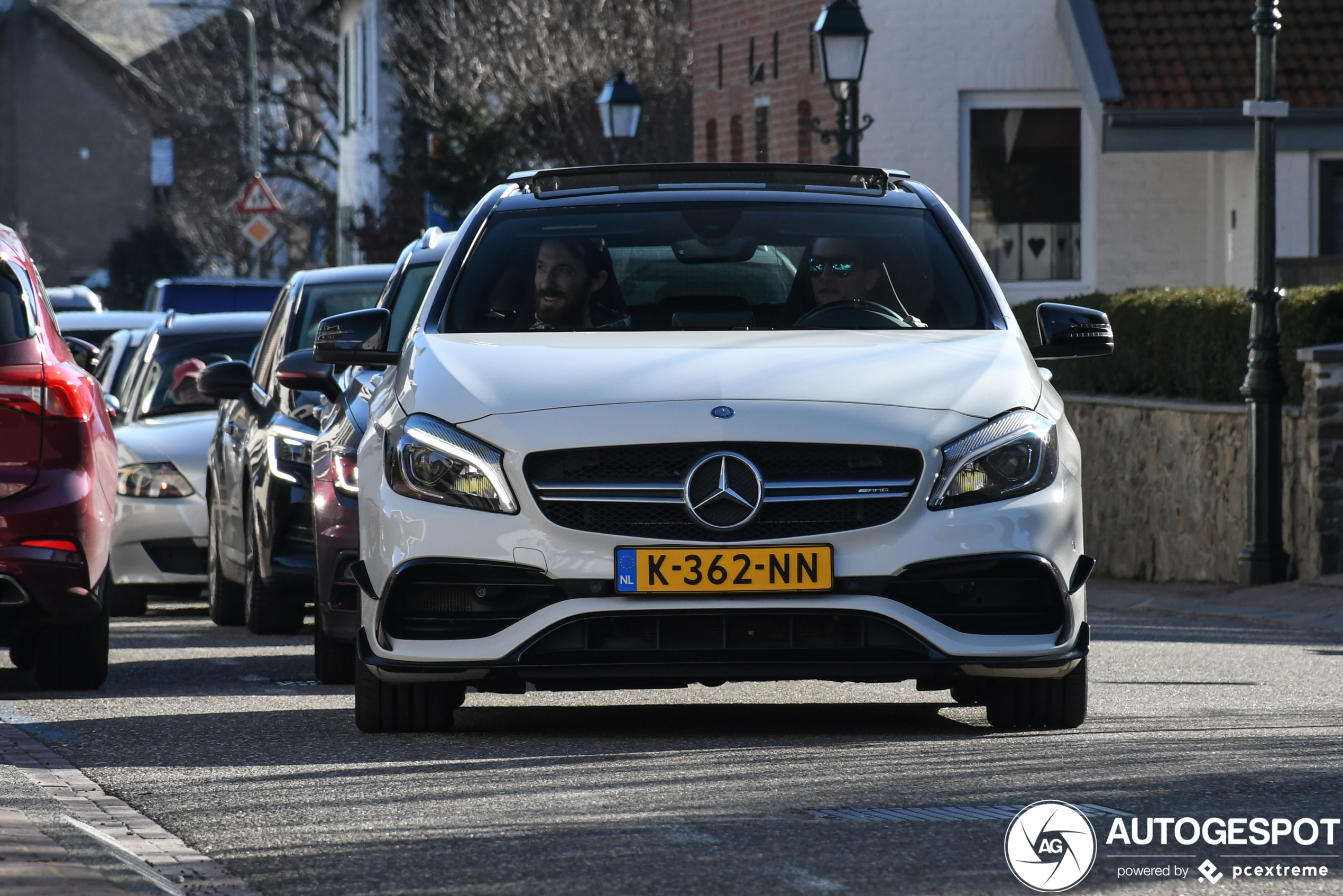 Mercedes-AMG A 45 W176 2015