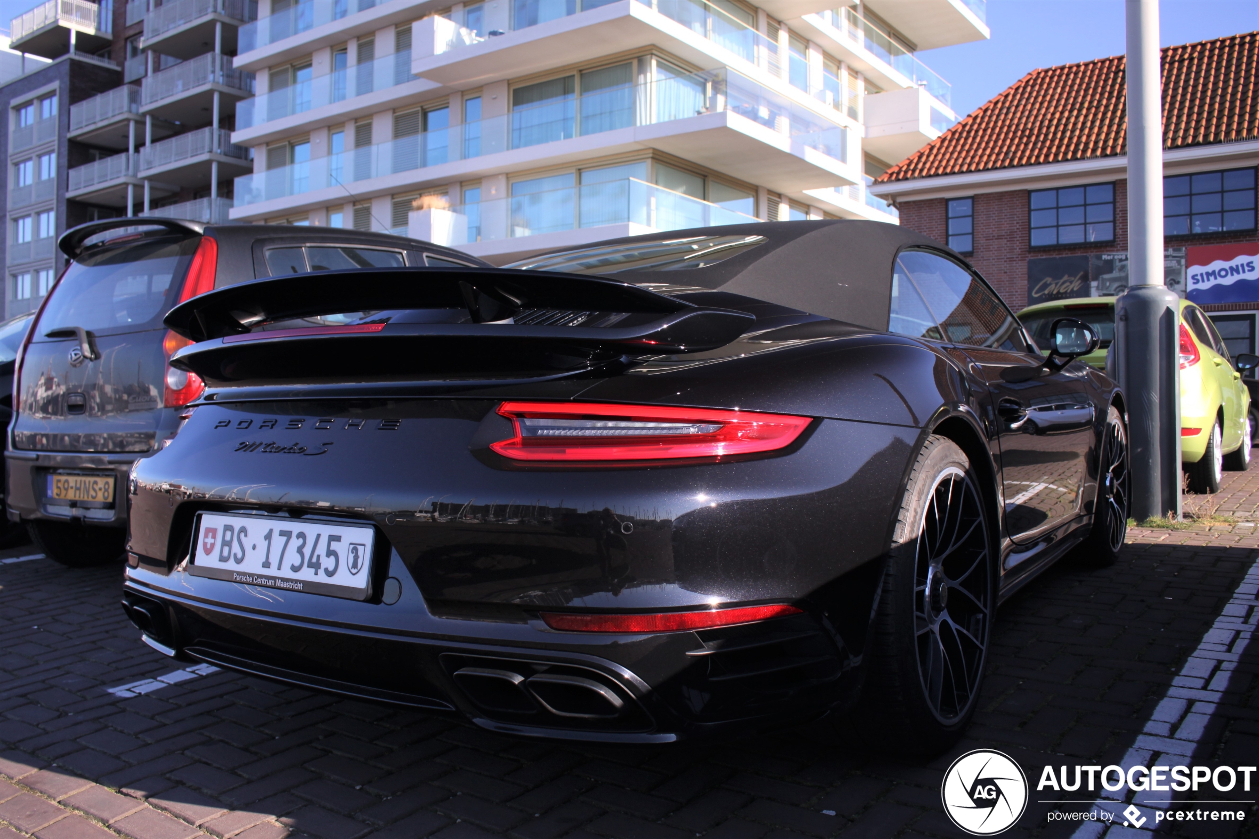 Porsche 991 Turbo S Cabriolet MkII