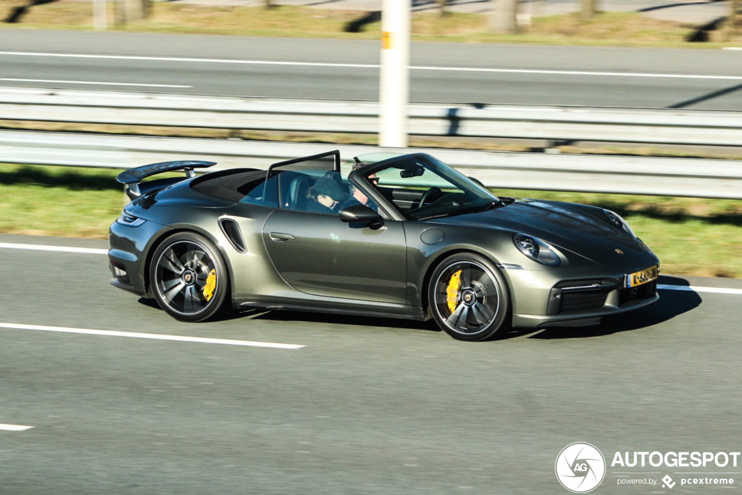 Porsche 992 Turbo S Cabriolet