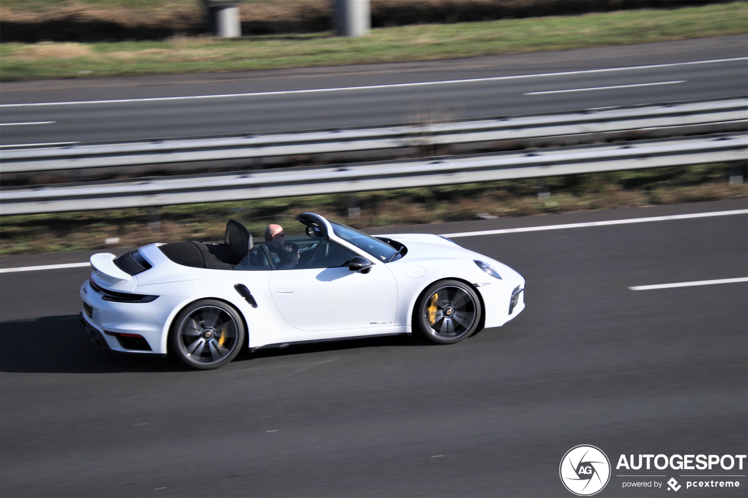 Porsche 992 Turbo S Cabriolet