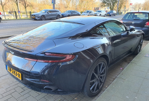 Aston Martin DB11